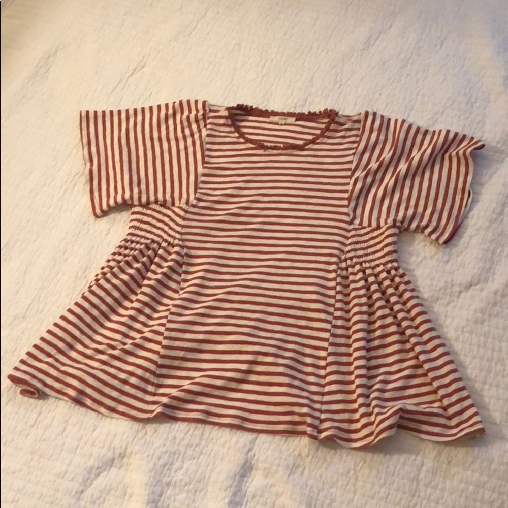 Cute Easel Stripped Shirt